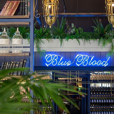 Blueblood - The Rooms Kalamata Exterior photo
