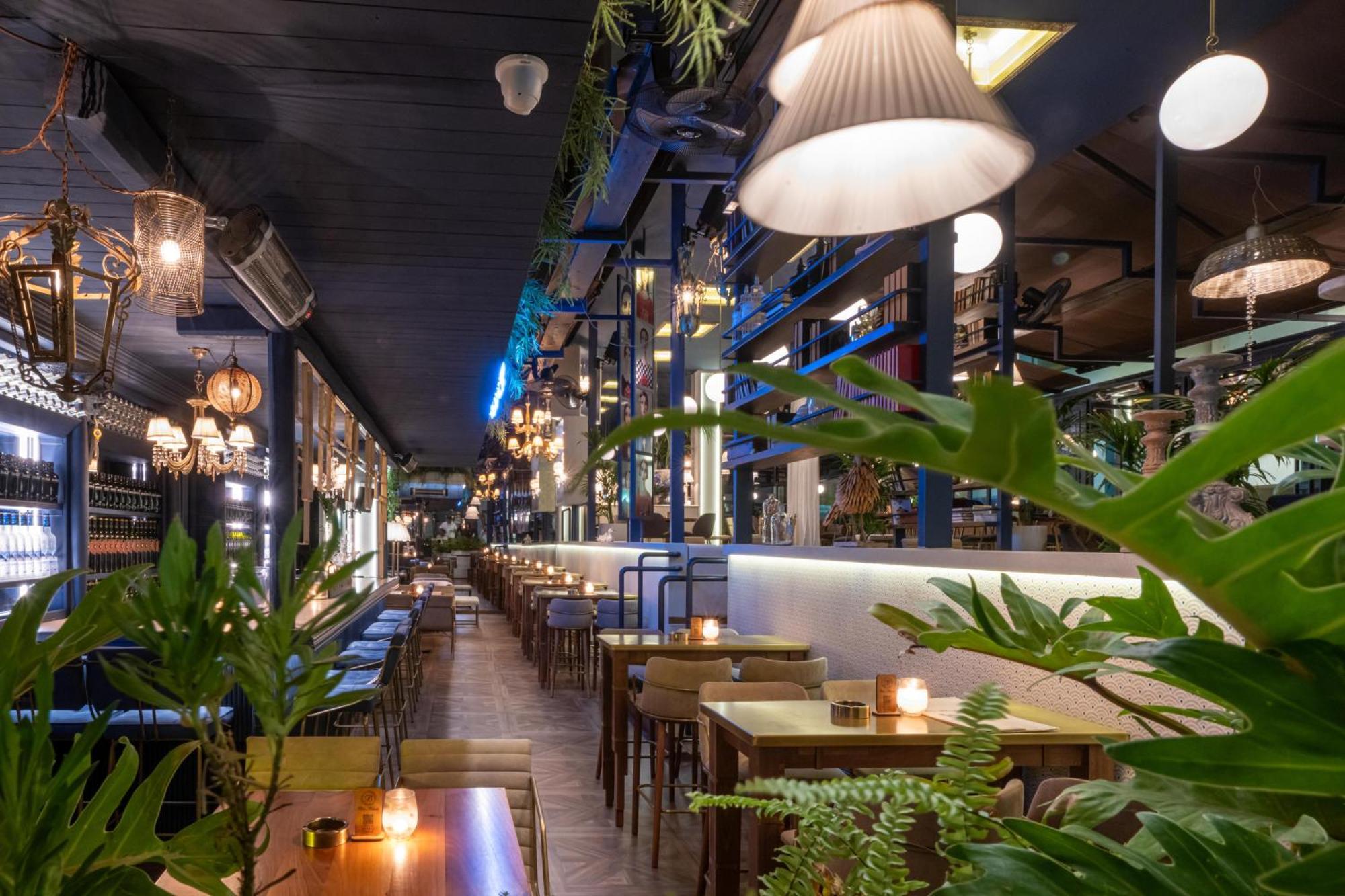Blueblood - The Rooms Kalamata Exterior photo