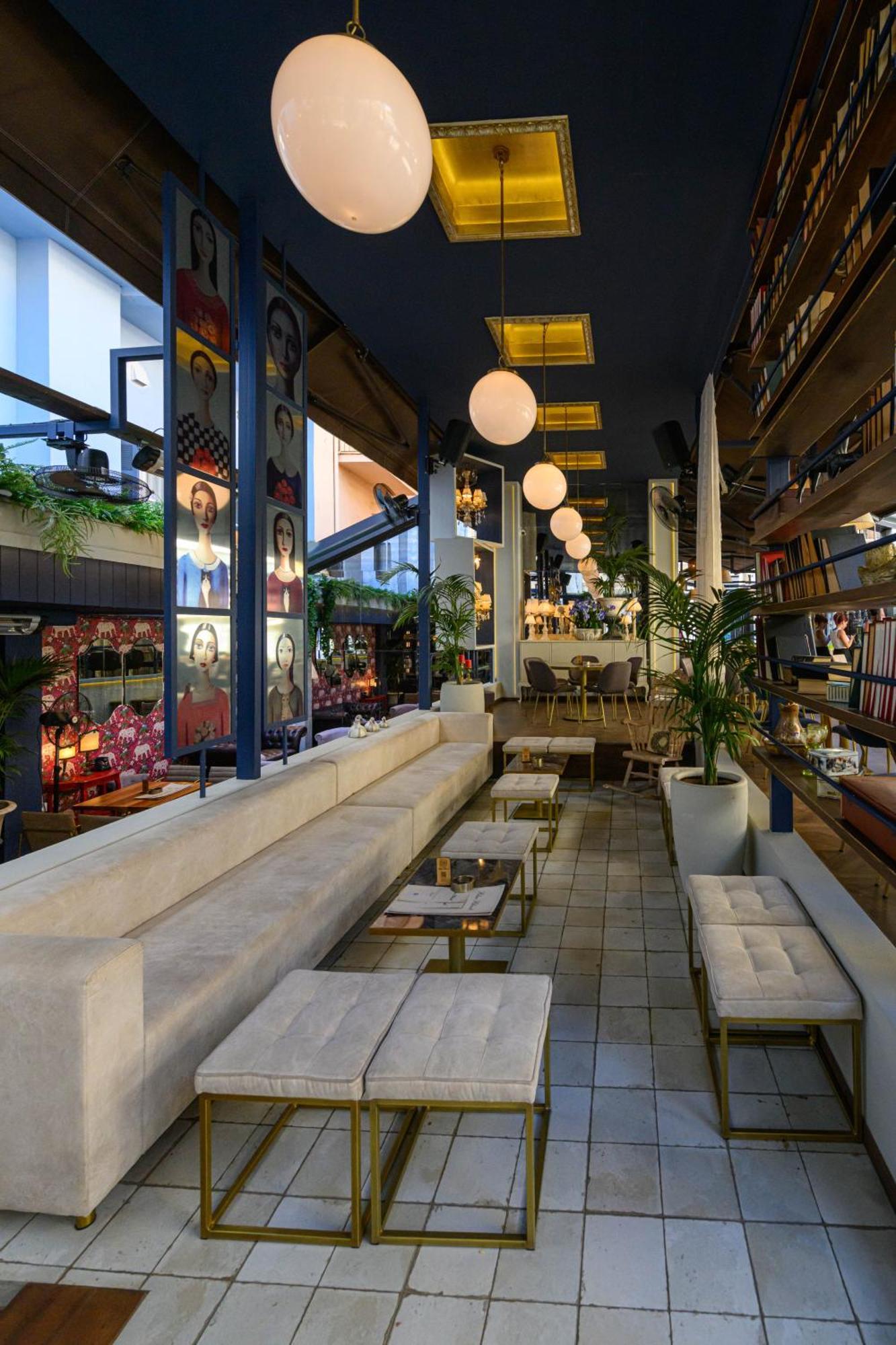 Blueblood - The Rooms Kalamata Exterior photo